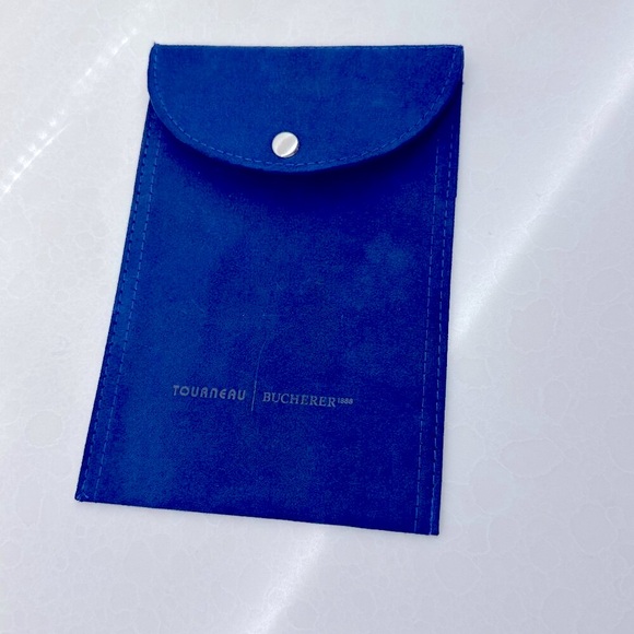 Whittnauer Mens Two Tone Swiss Watch-Sapphire Crystal, Stainless Steel Case-35mm - Picture 14 of 14